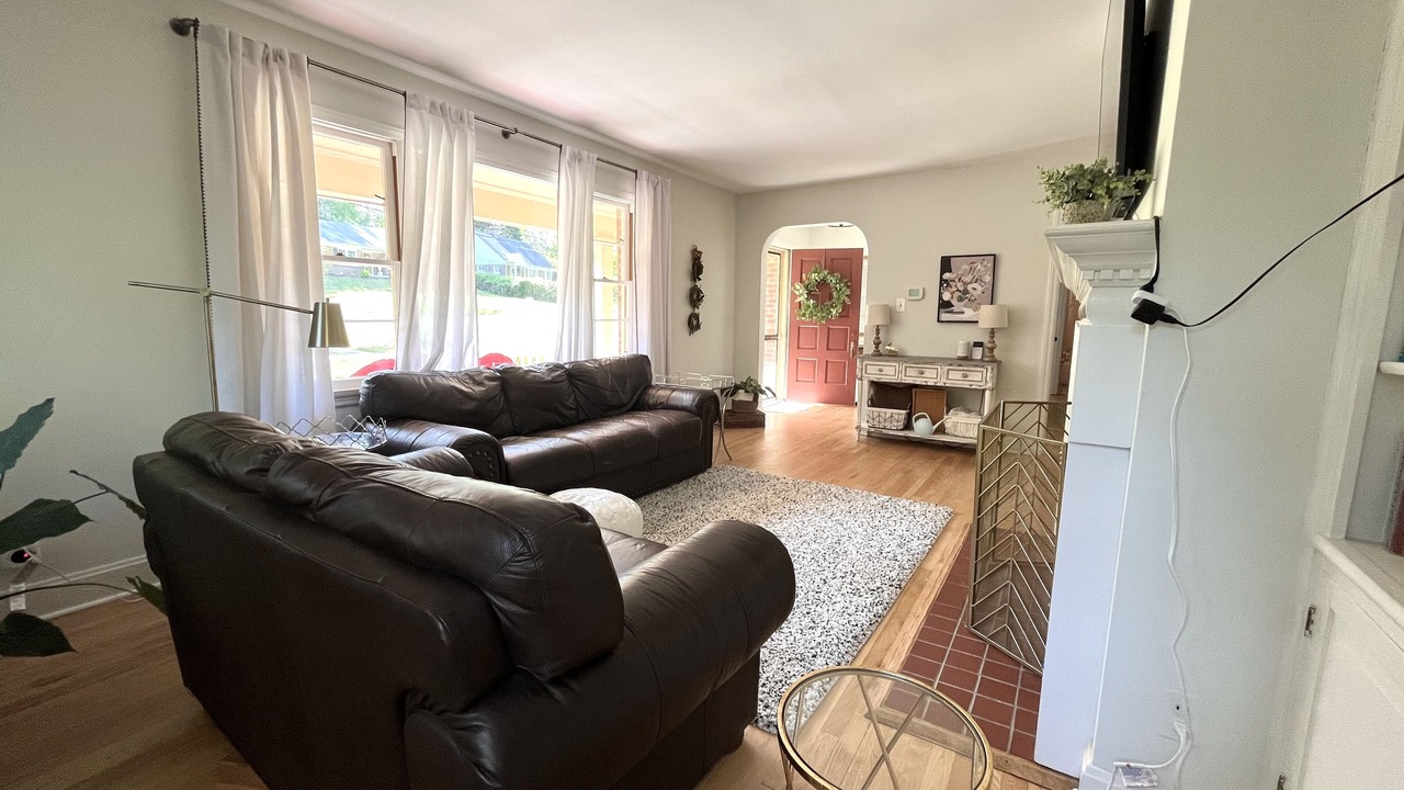 Photo of Livingroom in Boonsboro