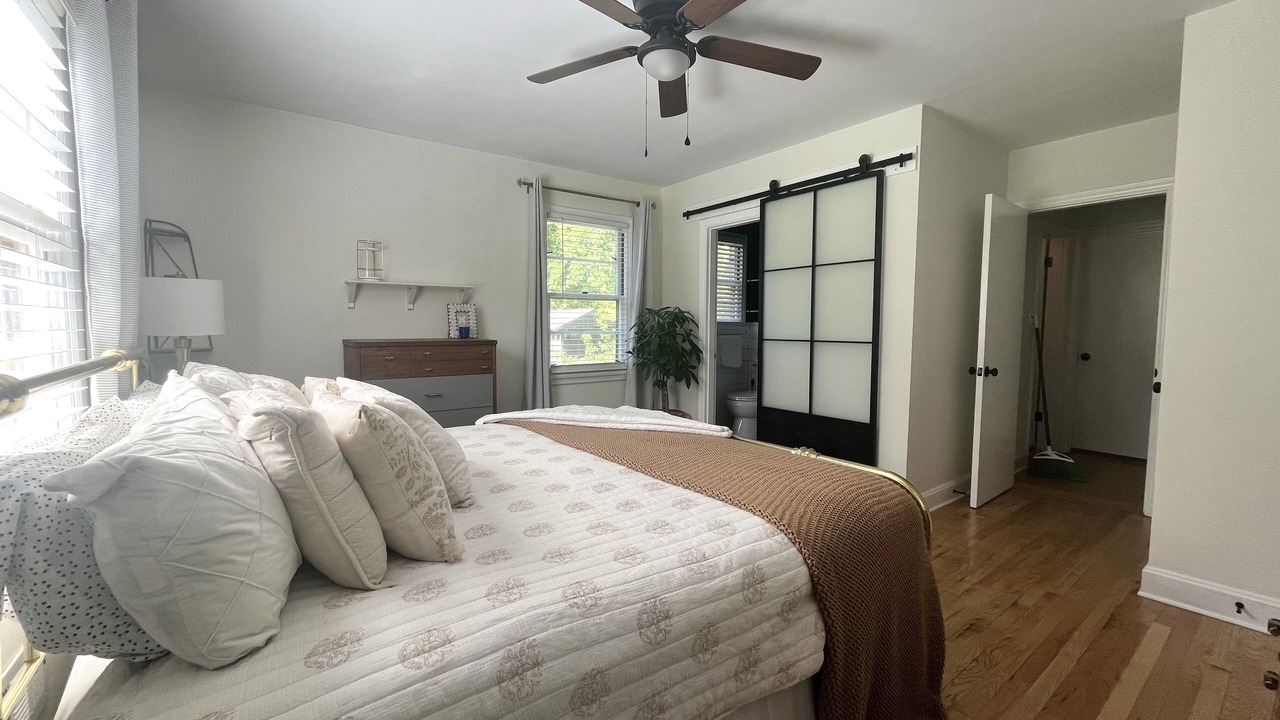 Photo of Bedroom in Boonsboro