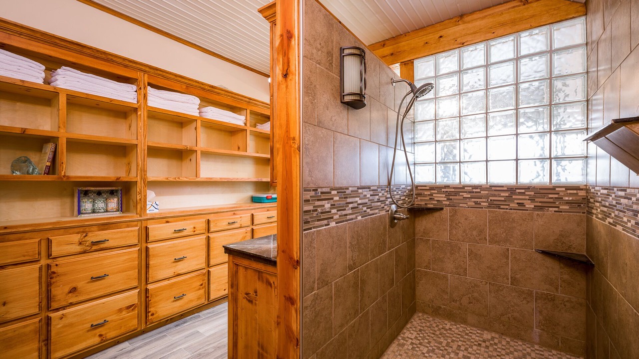 Photo of Bathroom in Chama