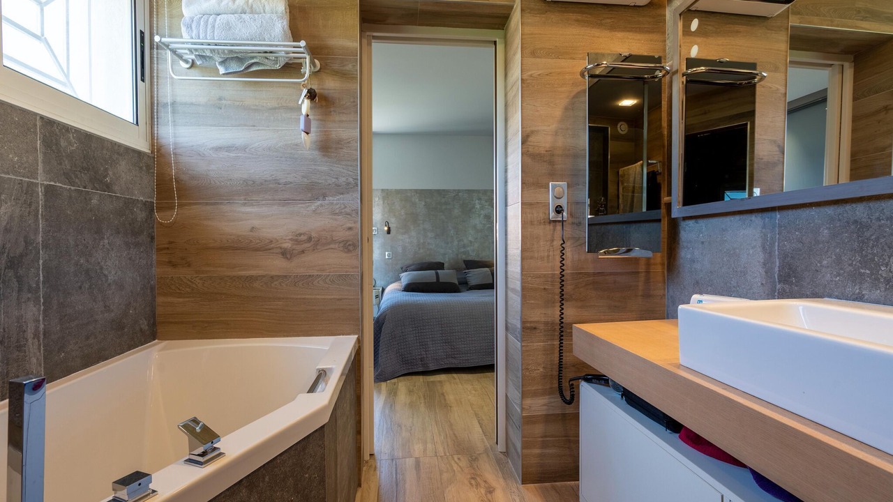 Photo of Bathroom in Meze