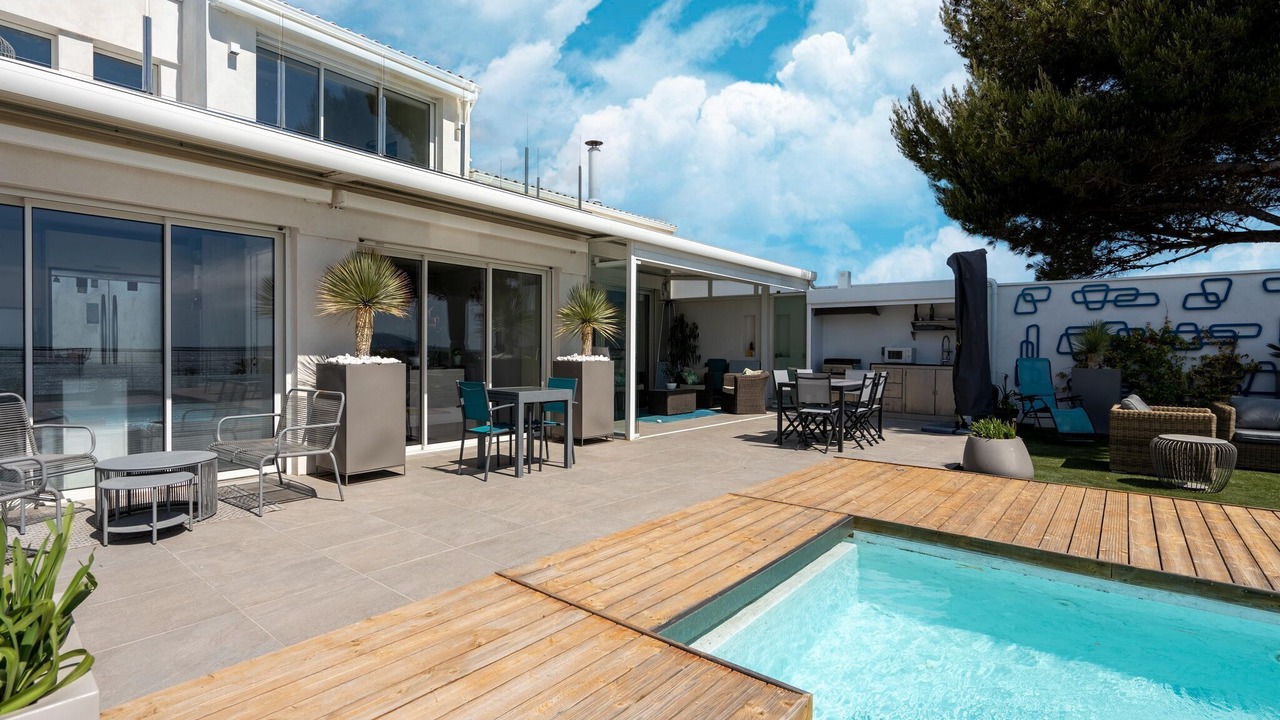 Photo of Outdoor in Meze