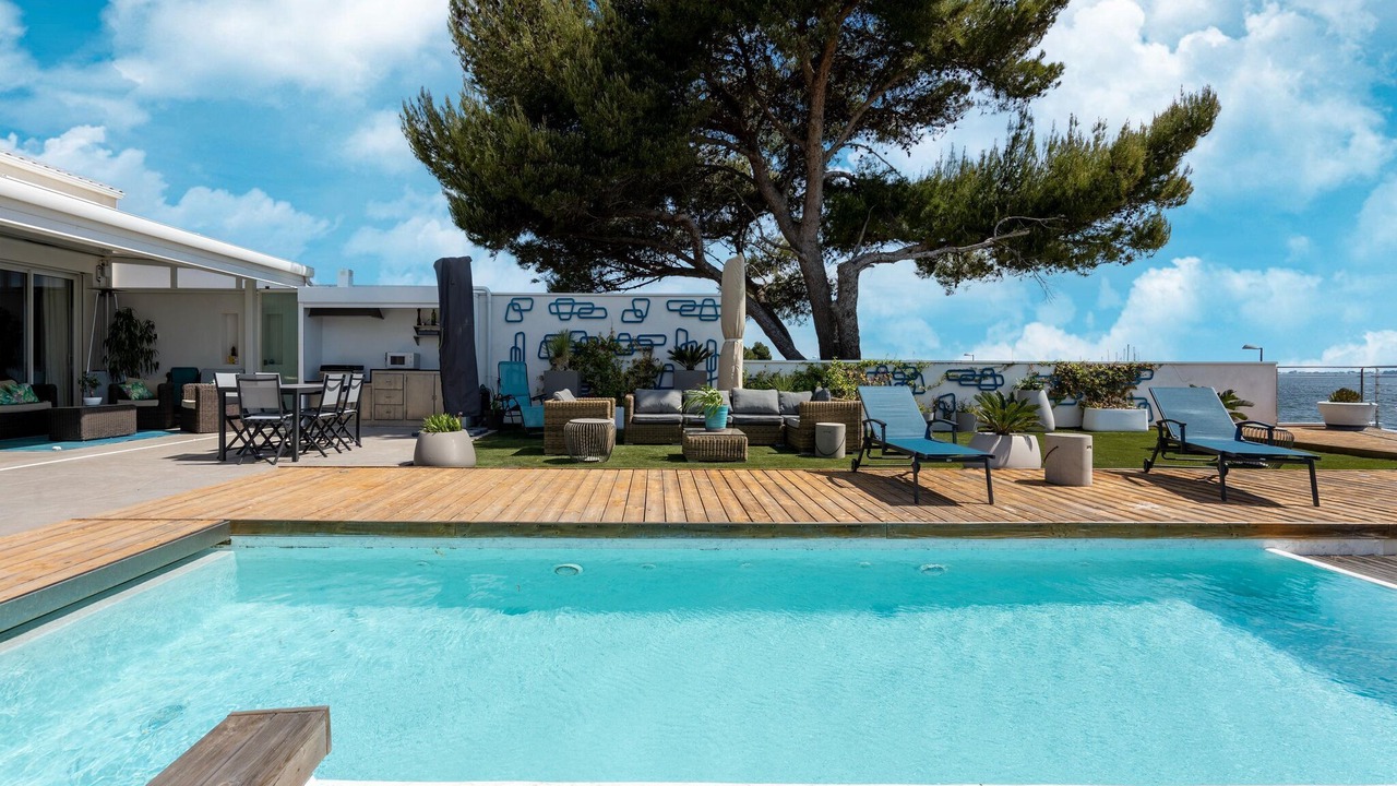 Photo of Outdoor in Meze