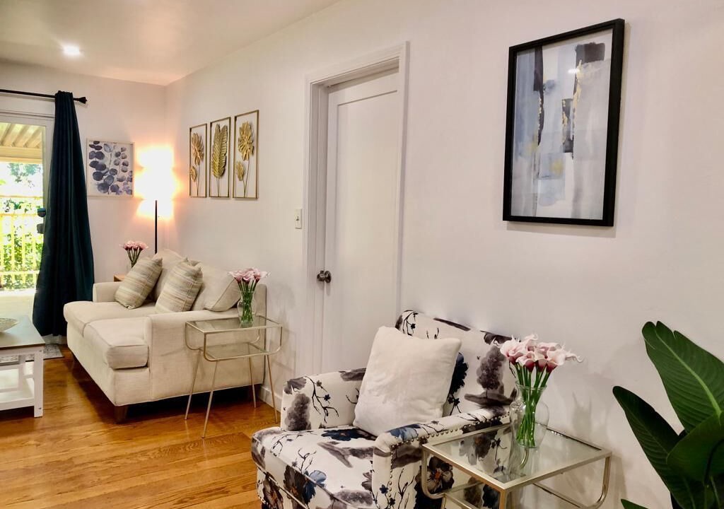 Photo of Livingroom in Ashland