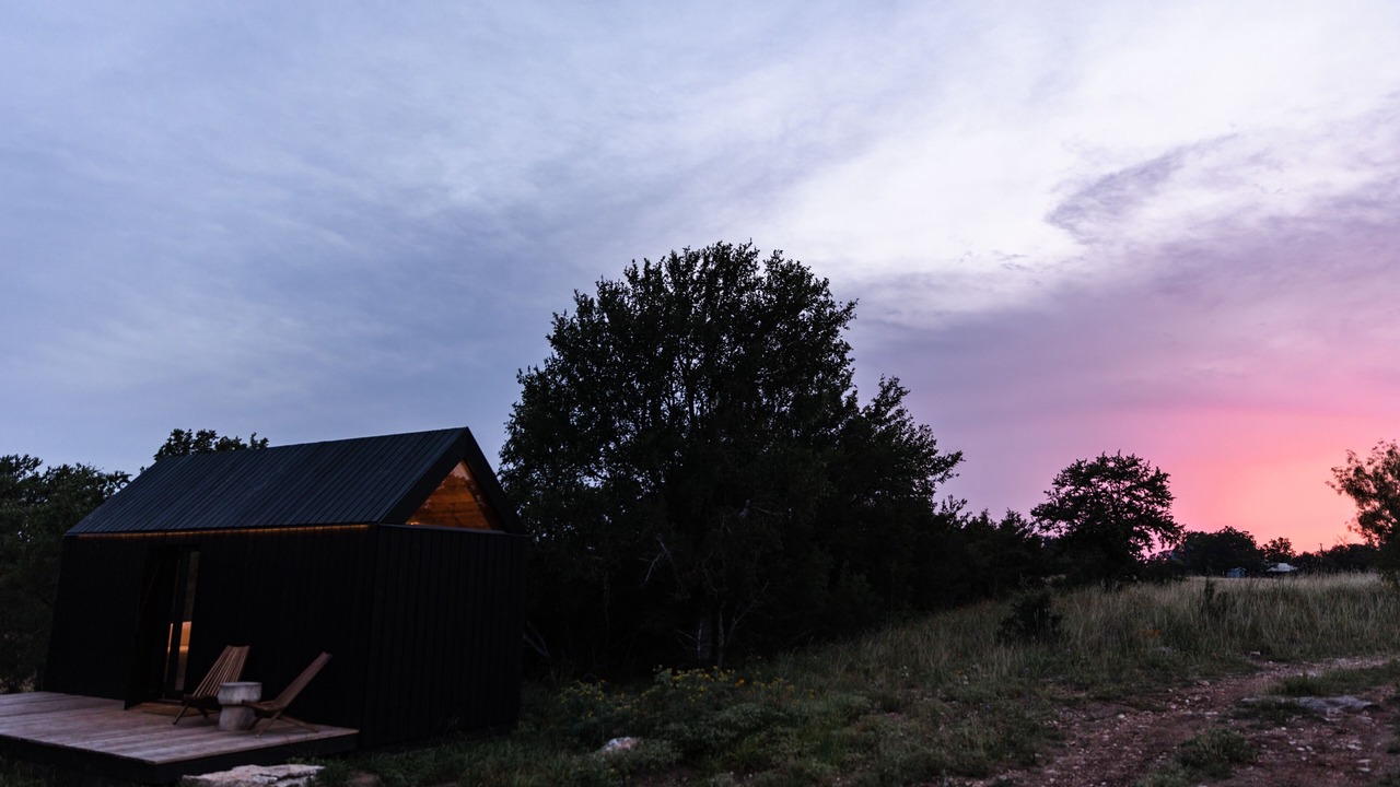 Photo of Outdoor in Round Mountain