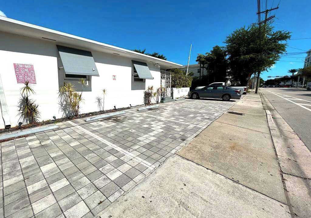 Photo of Outdoor in Northeast Miami