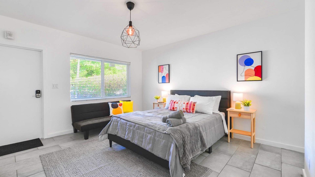 Photo of Bedroom in Northeast Miami