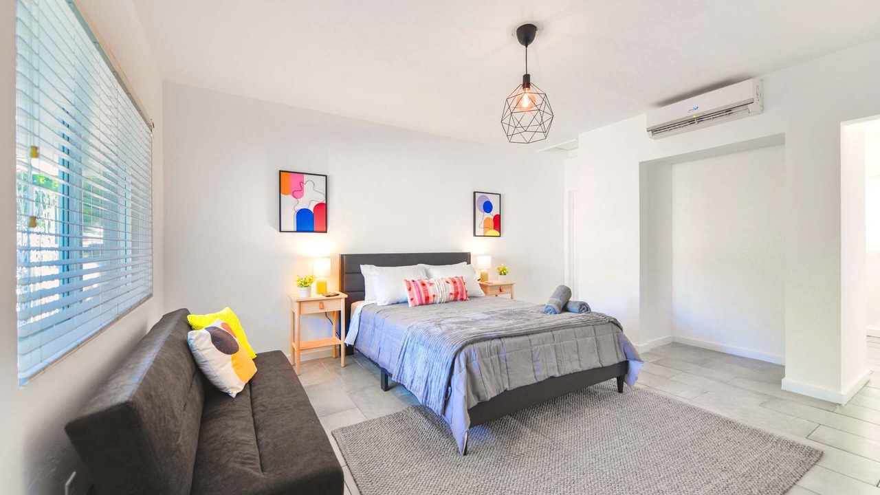 Photo of Bedroom in Northeast Miami