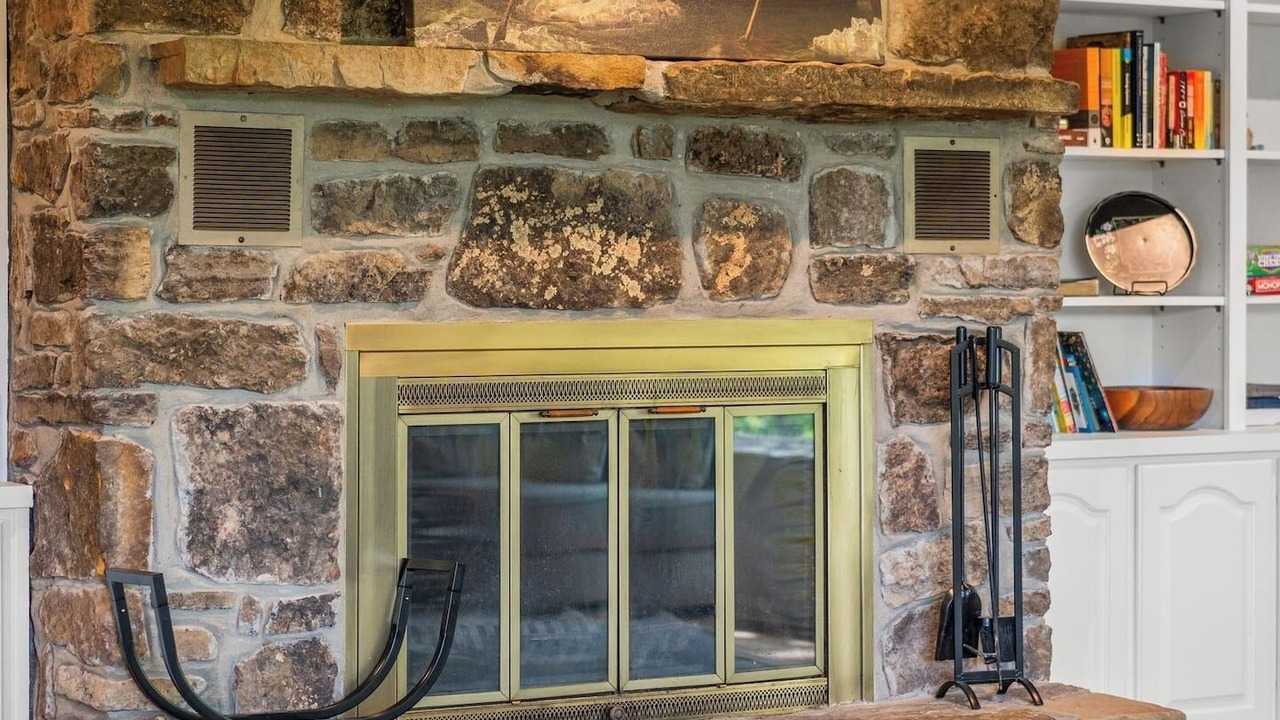 Photo of Livingroom in Fairfield Bay