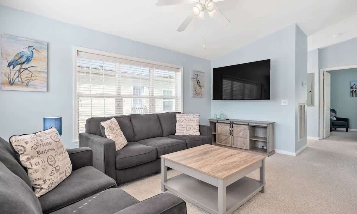Photo of Livingroom in Ocean Pines