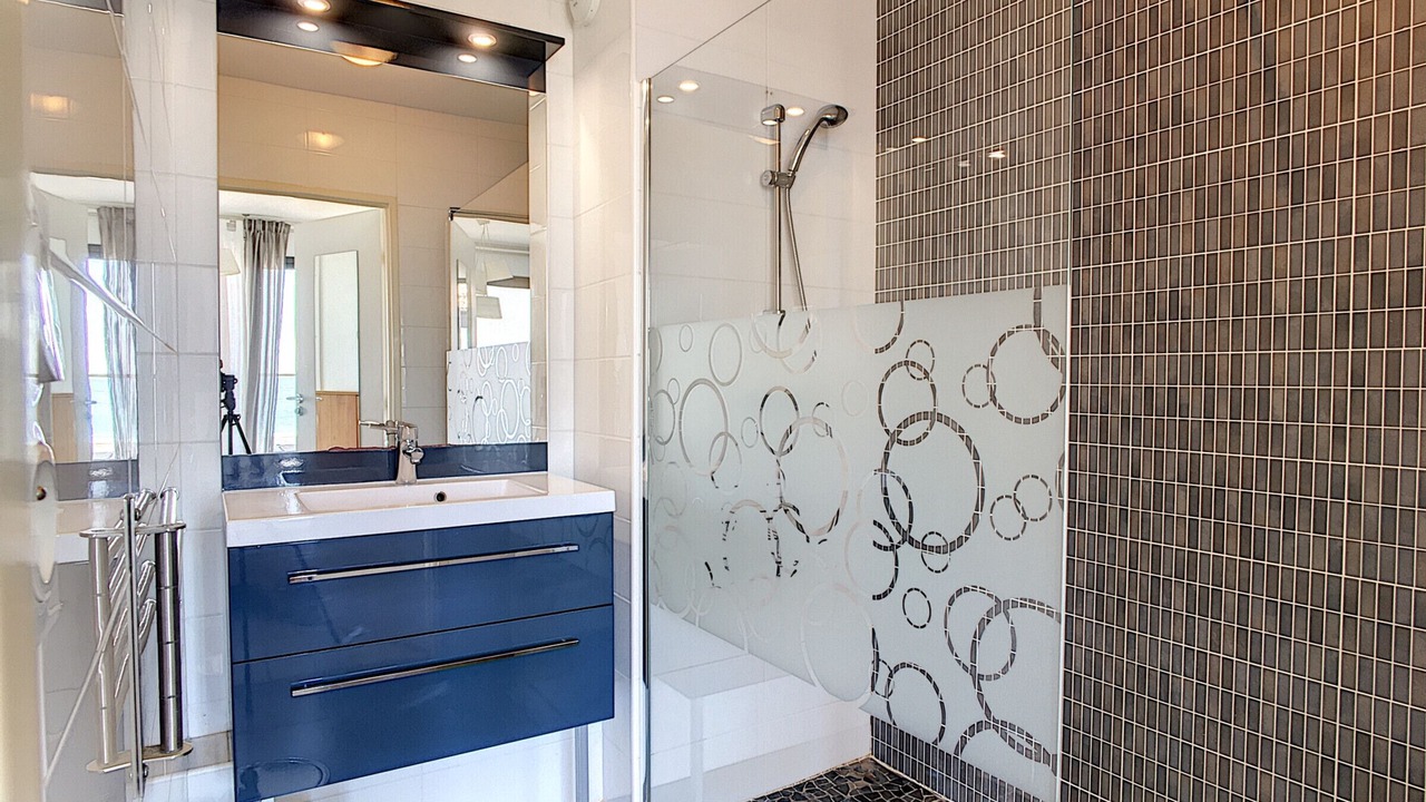 Photo of Bathroom in Carnon-Plage