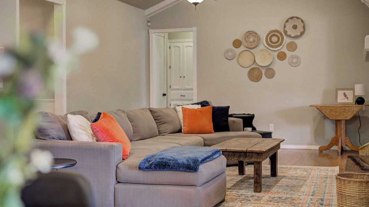 Photo of Livingroom in Edmond
