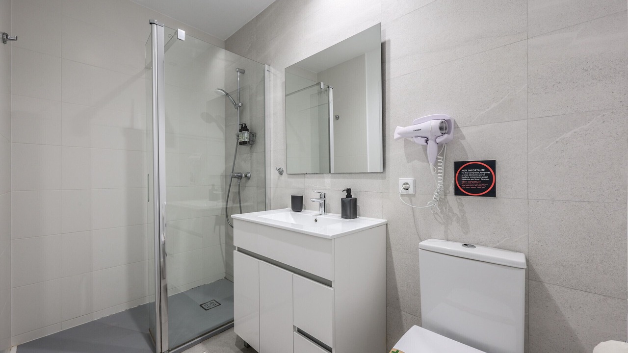 Photo of Bathroom in El Cabanyal
