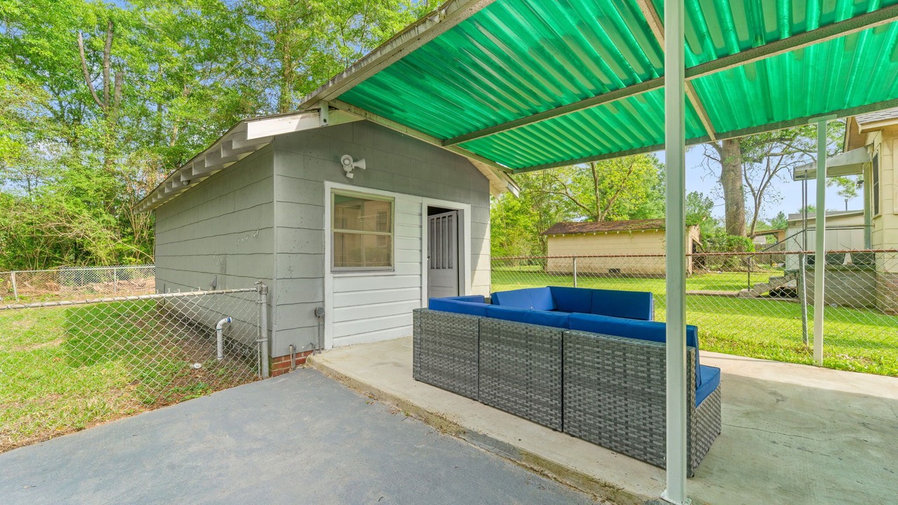 Photo of Patio Balcony in Hattiesburg