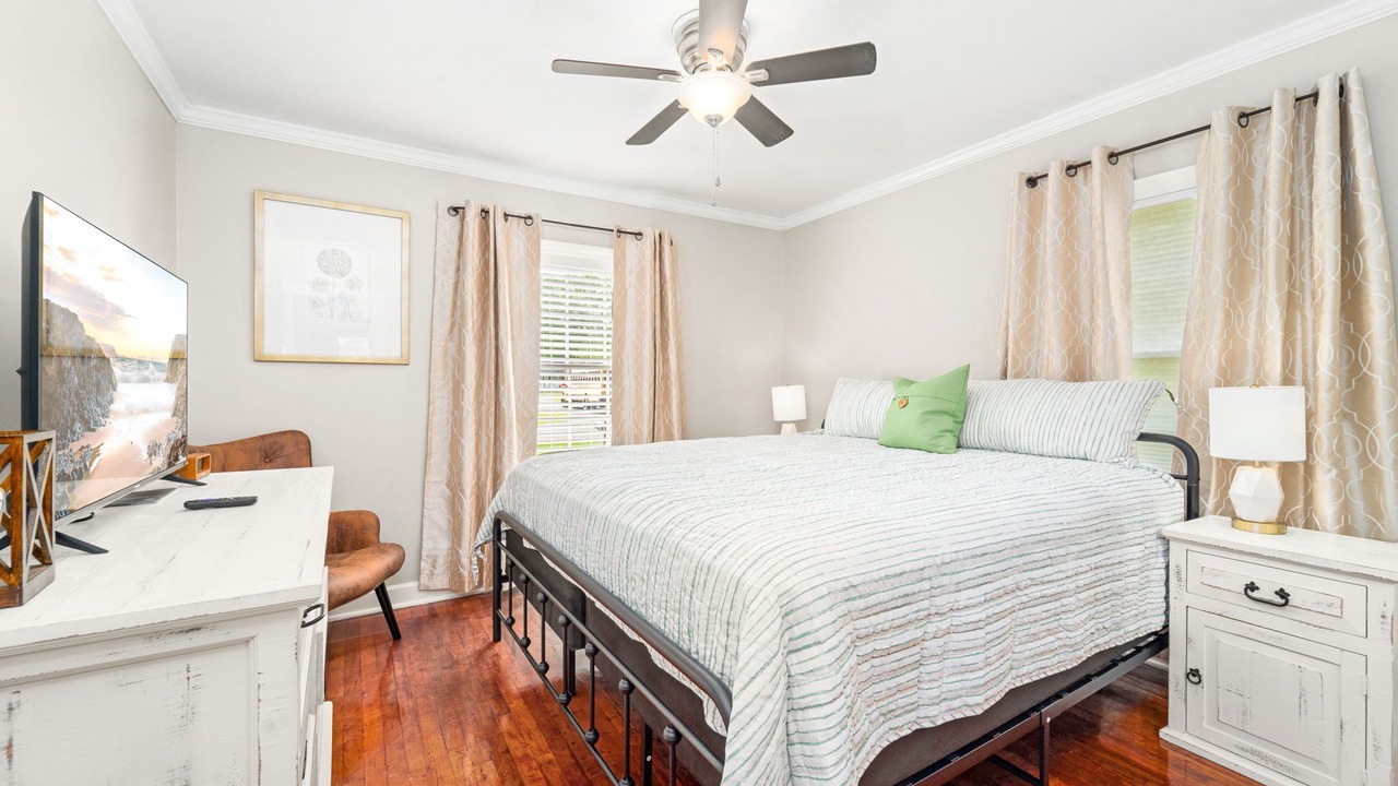 Photo of Bedroom in Hattiesburg