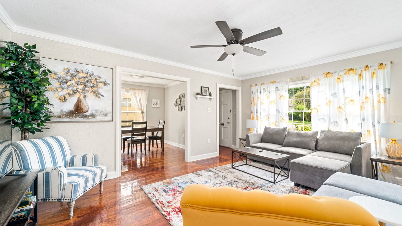 Photo of Livingroom in Hattiesburg
