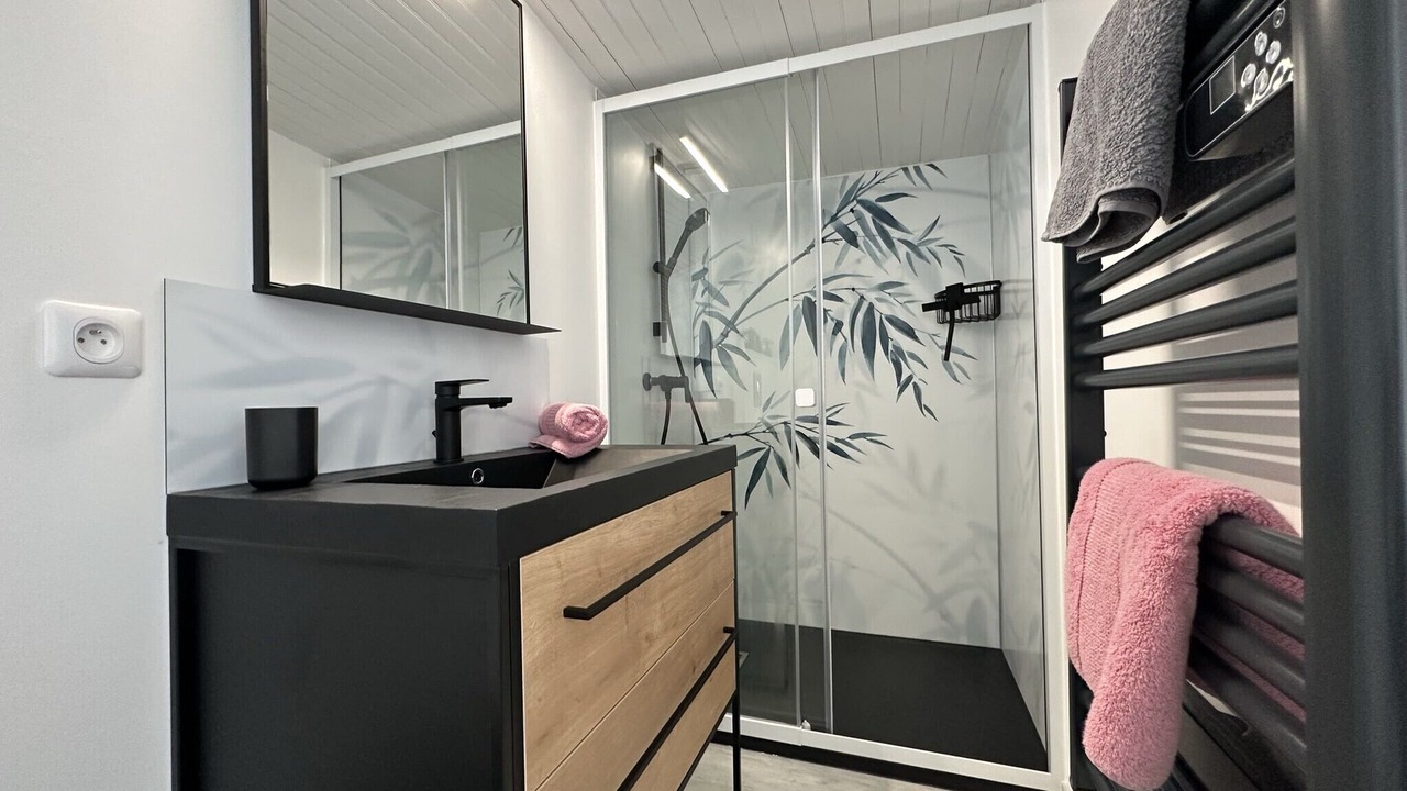 Photo of Bathroom in Olonne-sur-Mer