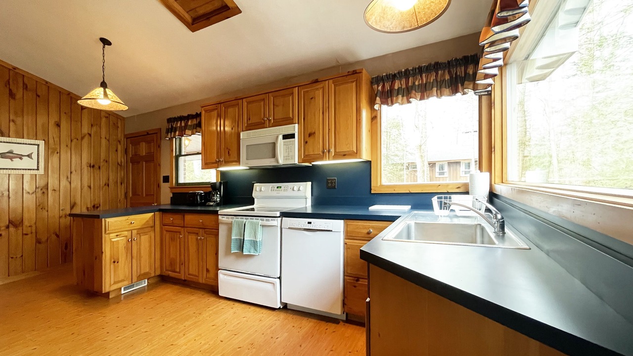 Photo of Kitchen in Reeders