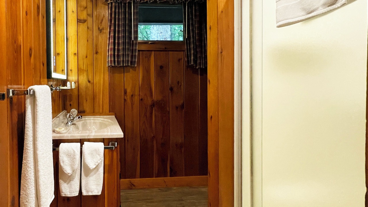 Photo of Bathroom in Reeders