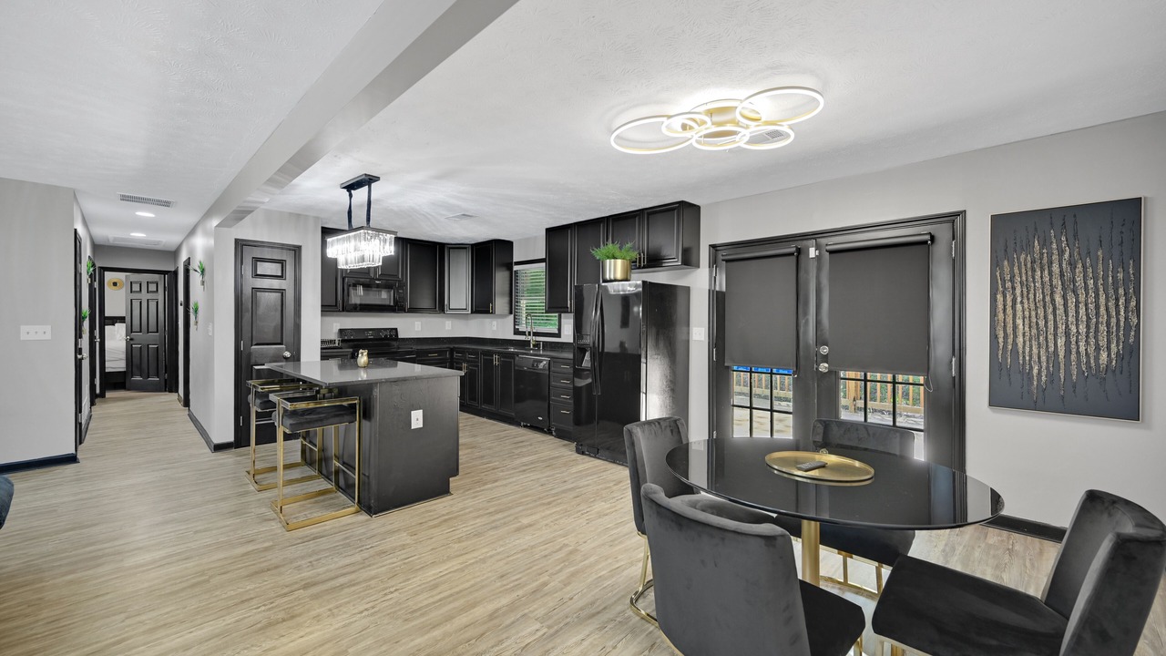 Photo of Others in Ellenwood