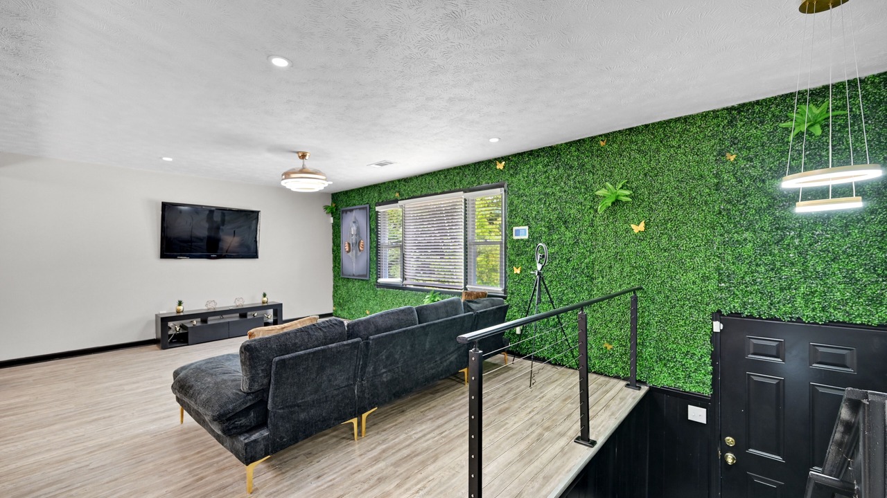 Photo of Others in Ellenwood