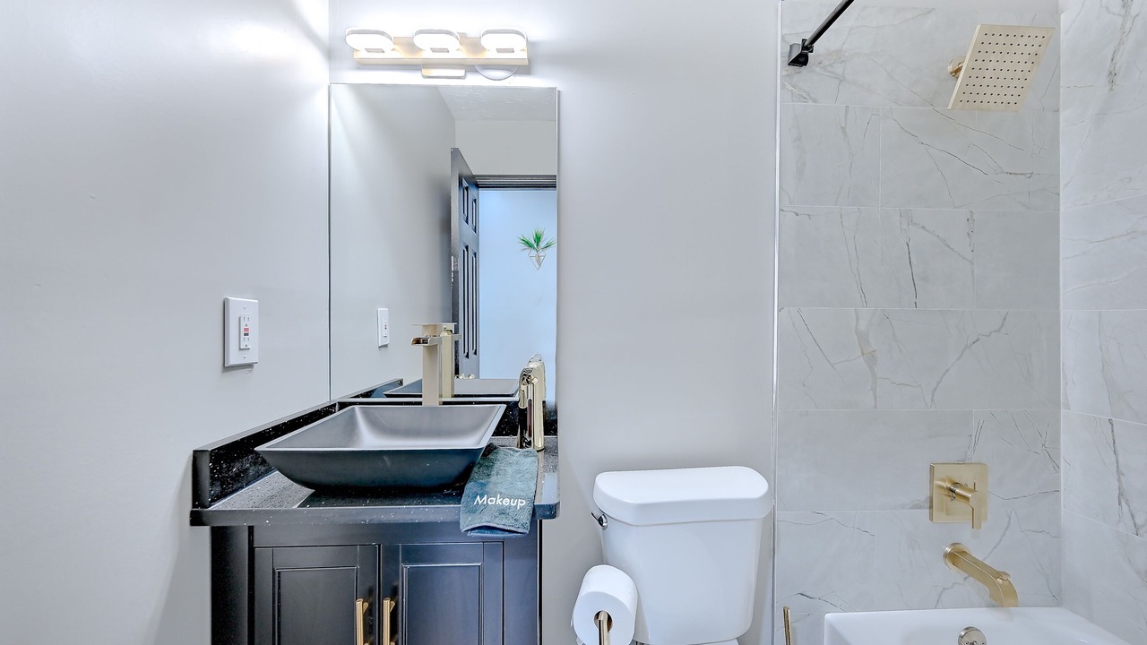 Photo of Bathroom in Ellenwood