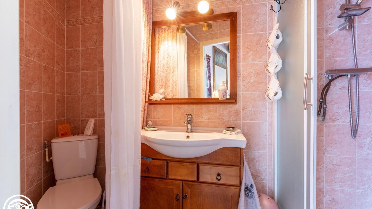 Photo of Bathroom in Saurier