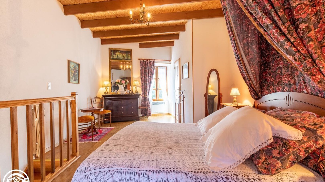 Photo of Bedroom in Saurier