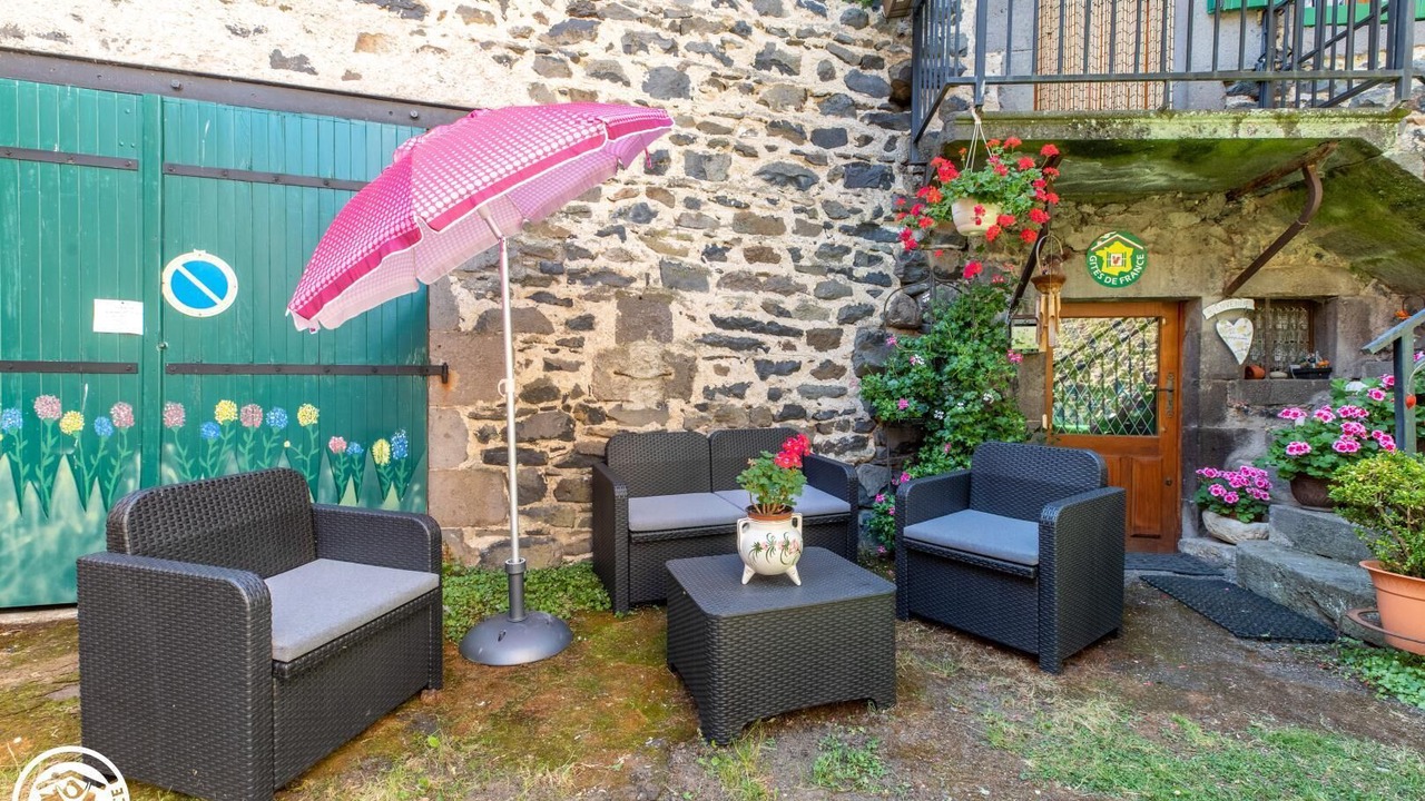 Photo of Patio Balcony in Saurier