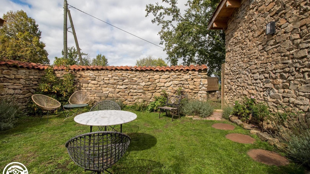 Photo of Outdoor in Dore-lʼEglise