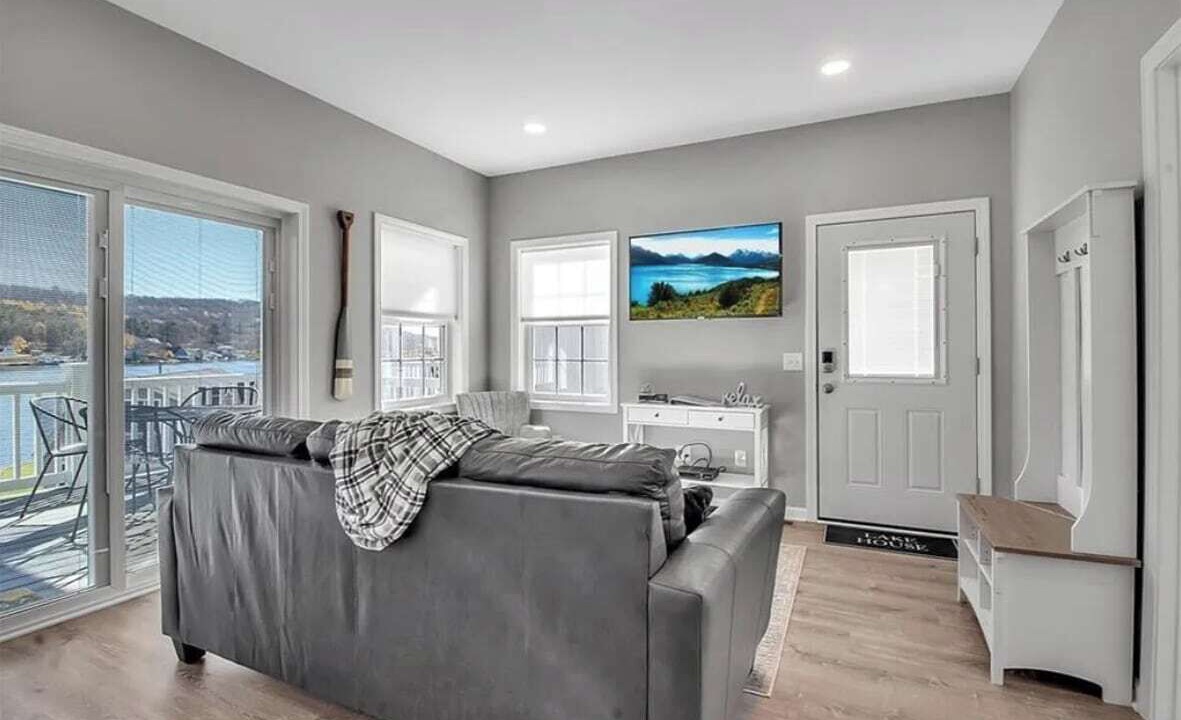 Photo of Livingroom in Lime Lake-Machias