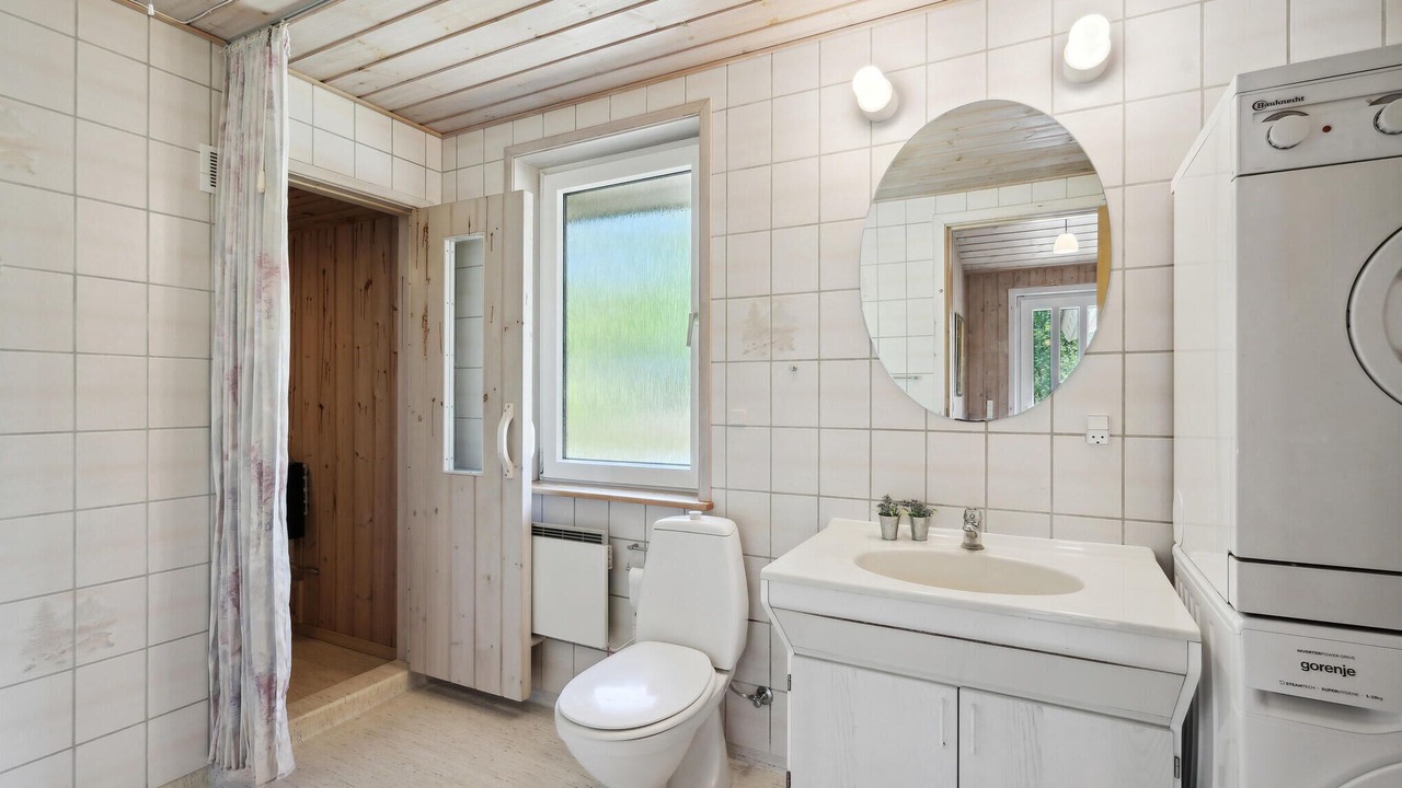Photo of Bathroom in Hojslev