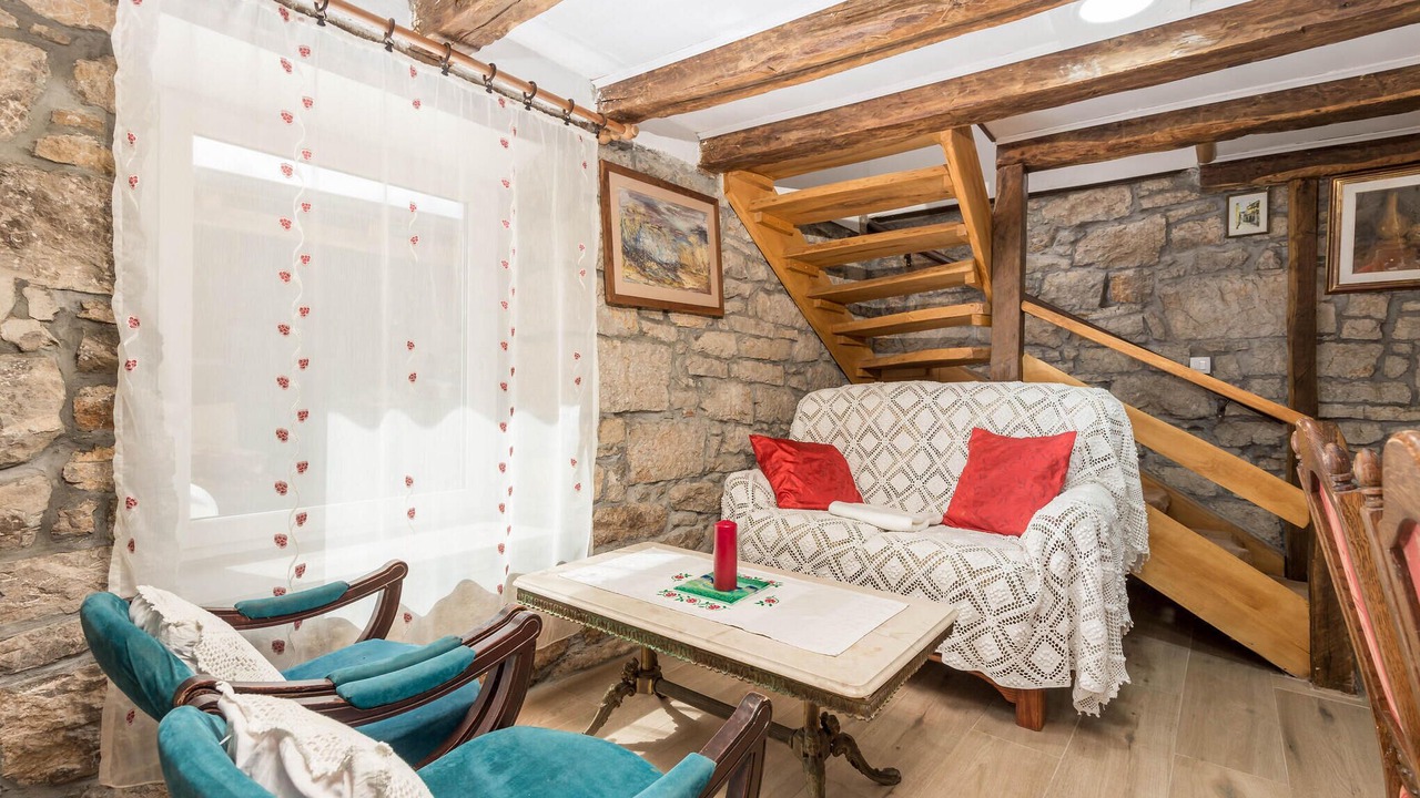 Photo of Bedroom in Jurdani