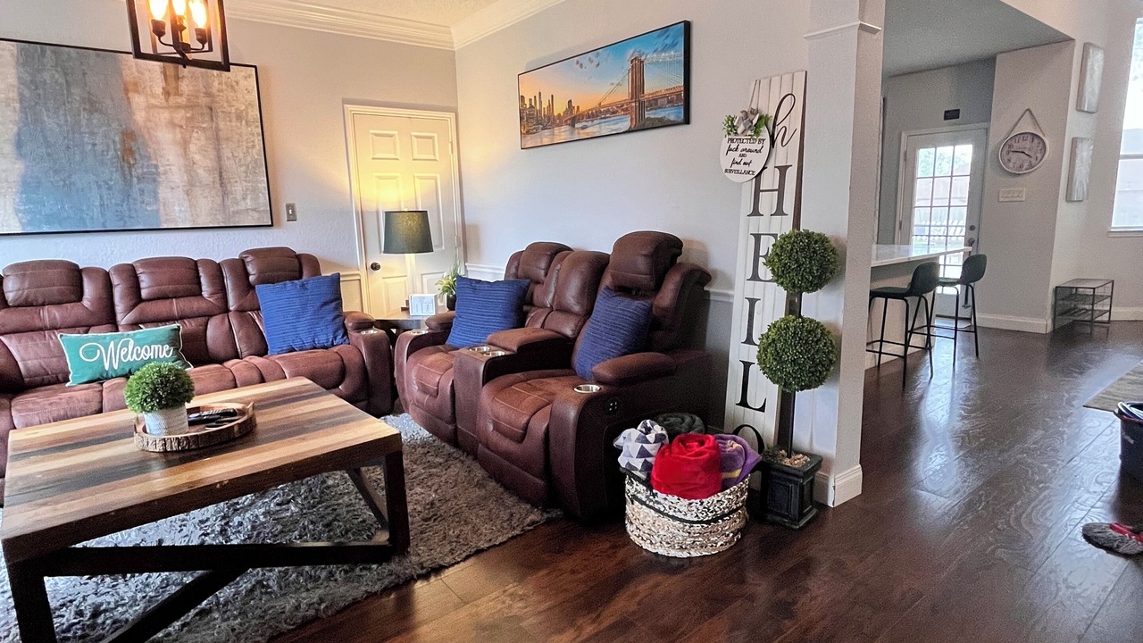 Photo of Livingroom in South Arlington