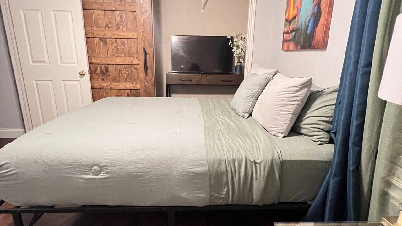 Photo of Bedroom in South Arlington