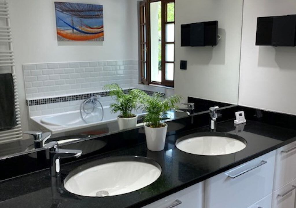 Photo of Bathroom in Montville