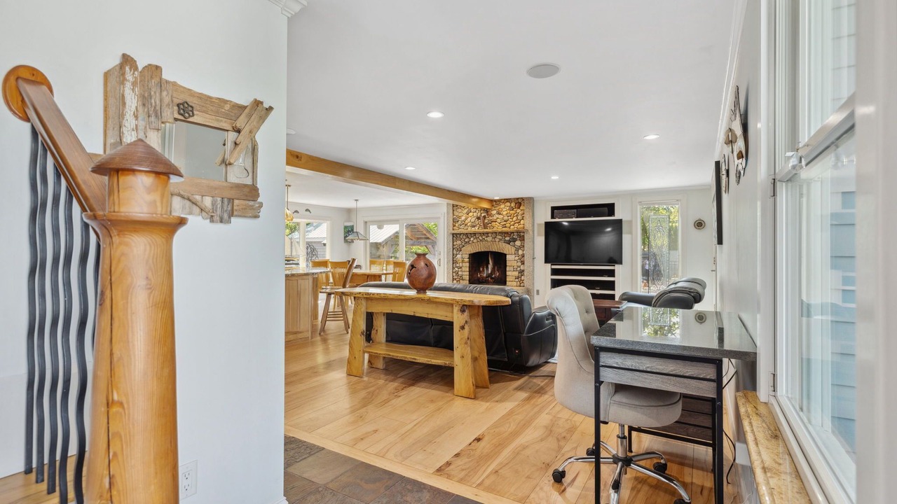 Photo of Livingroom in North Eastham