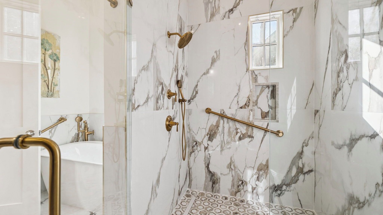 Photo of Bathroom in Forest District
