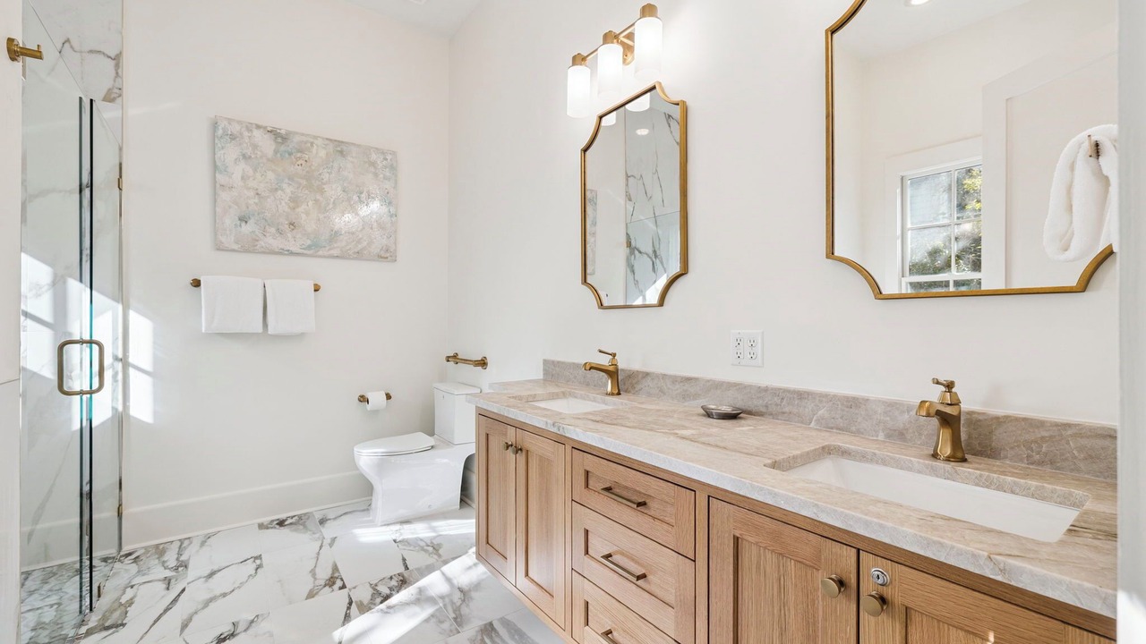 Photo of Bathroom in Forest District