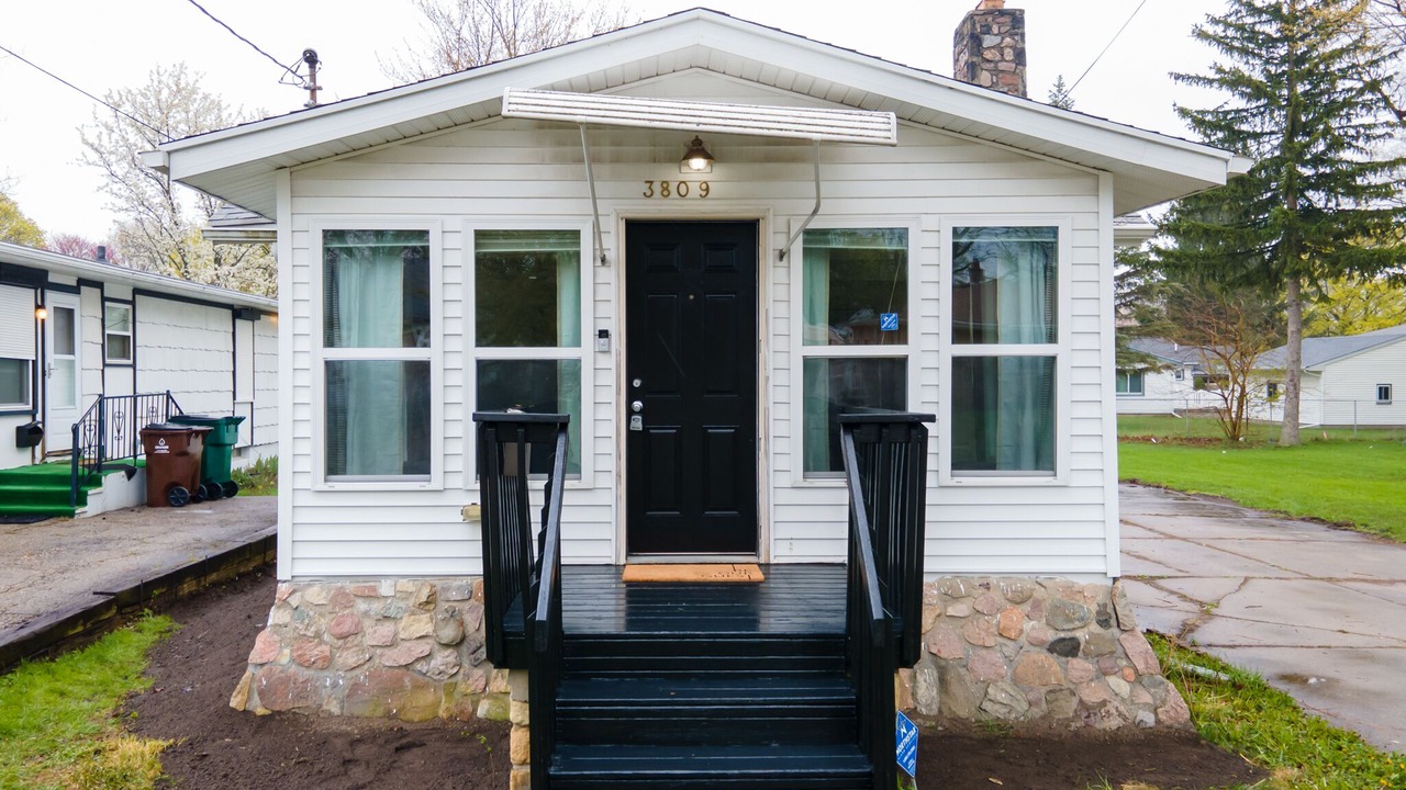 Photo of Outdoor in Lansing