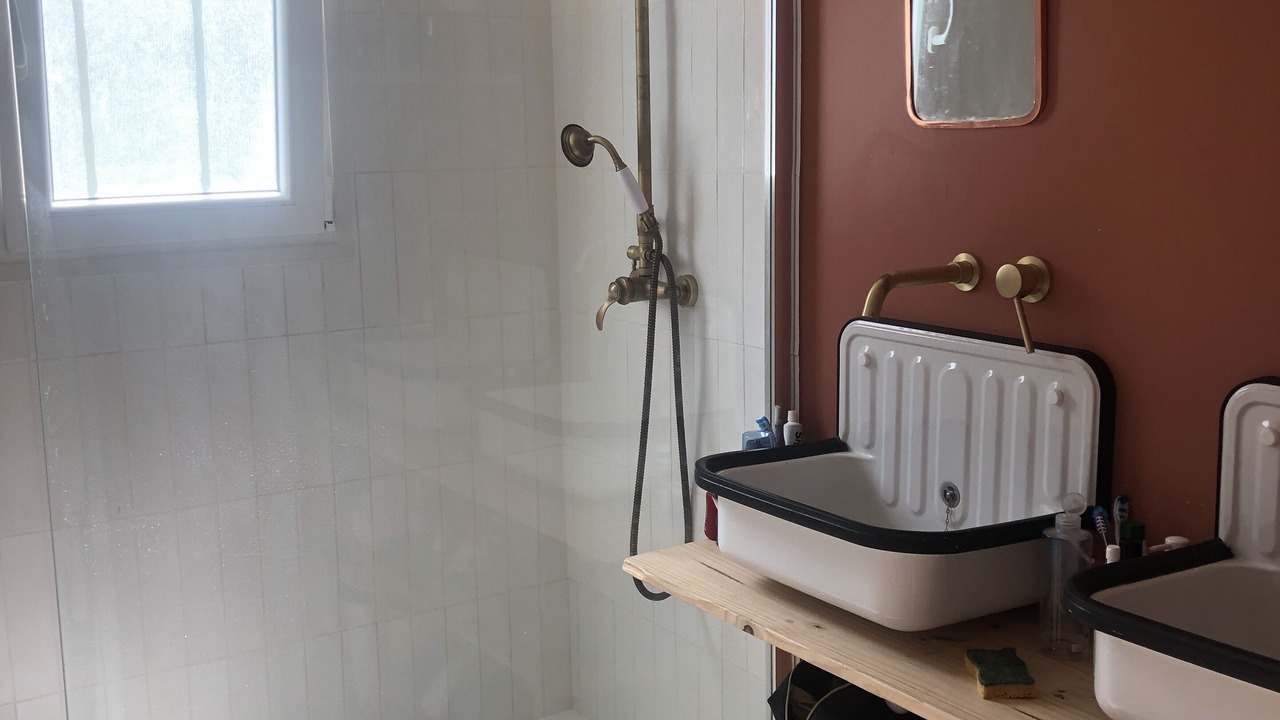 Photo of Bathroom in Poigny la Foret