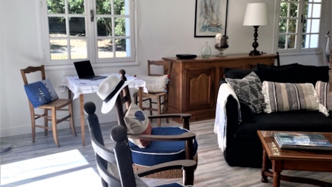 Photo of Livingroom in Le Grand-Village-Plage