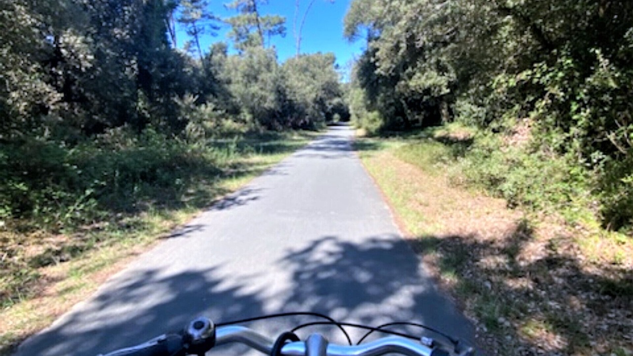 Photo of Others in Le Grand-Village-Plage
