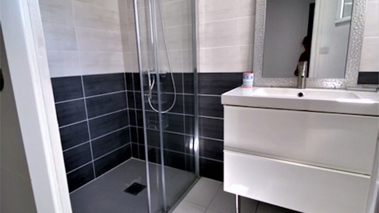 Photo of Bathroom in Le Grand-Village-Plage