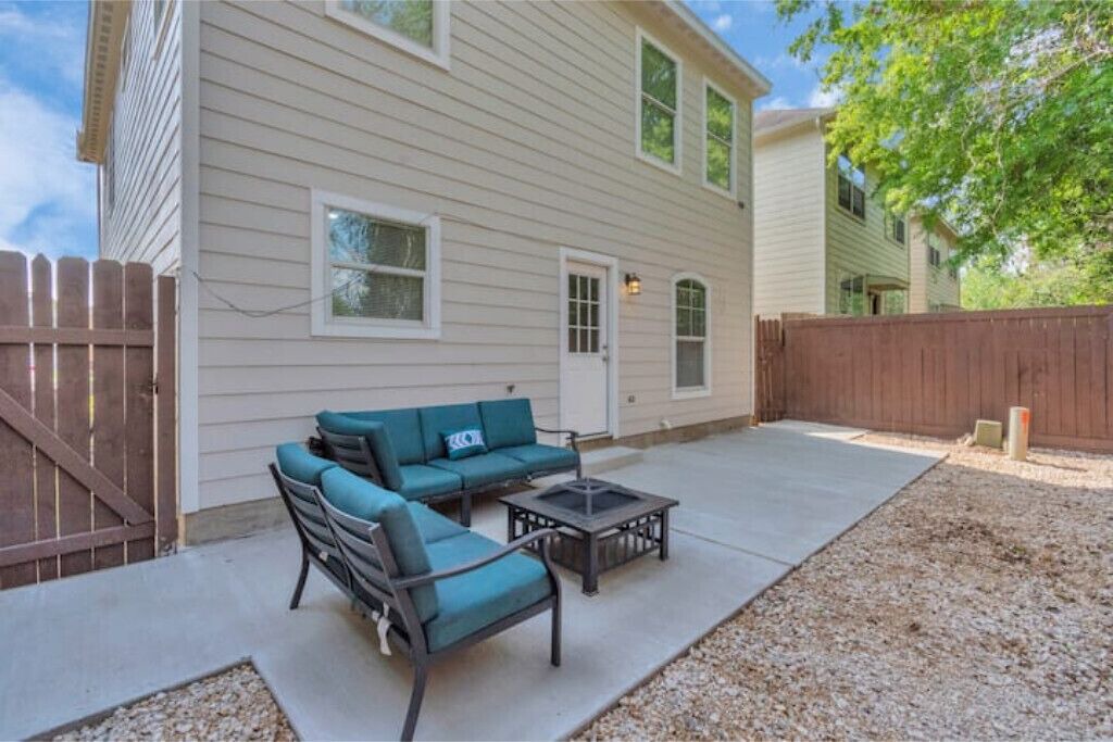 Photo of Patio Balcony in Houston