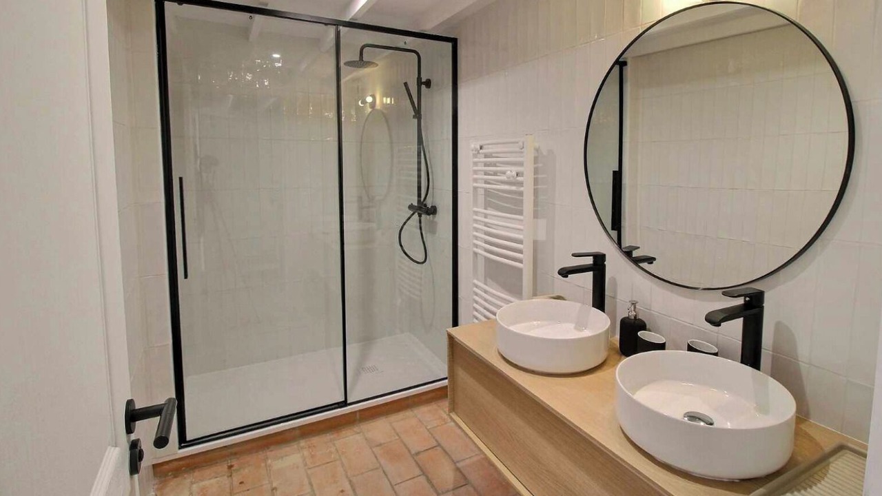 Photo of Bathroom in Auberville