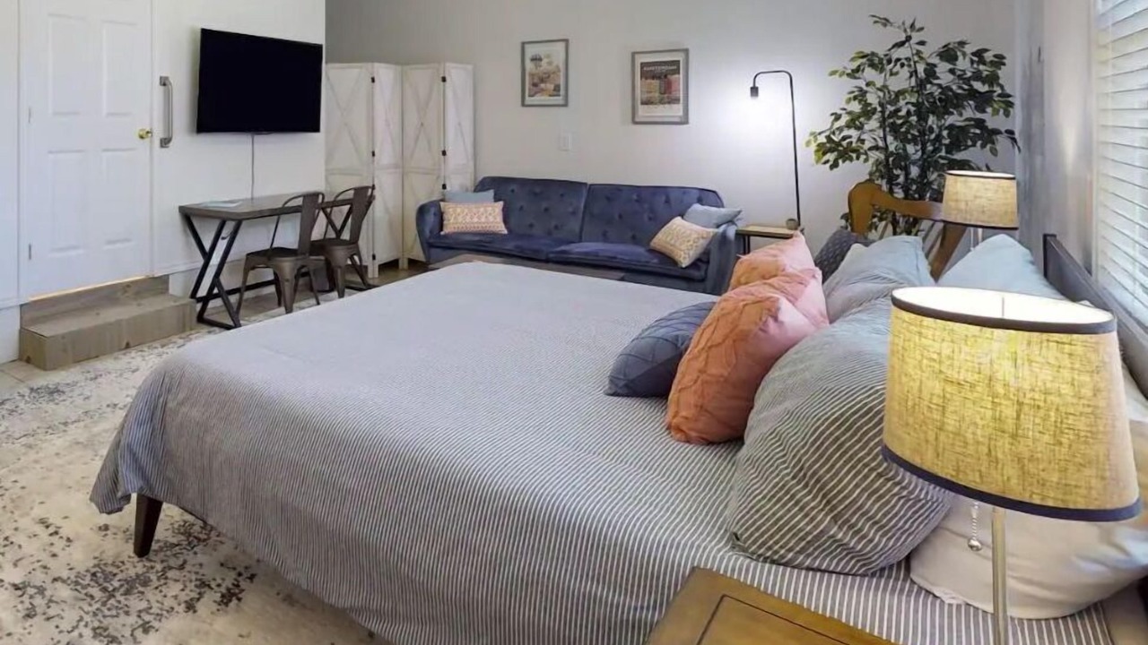 Photo of Bedroom in Shirewood