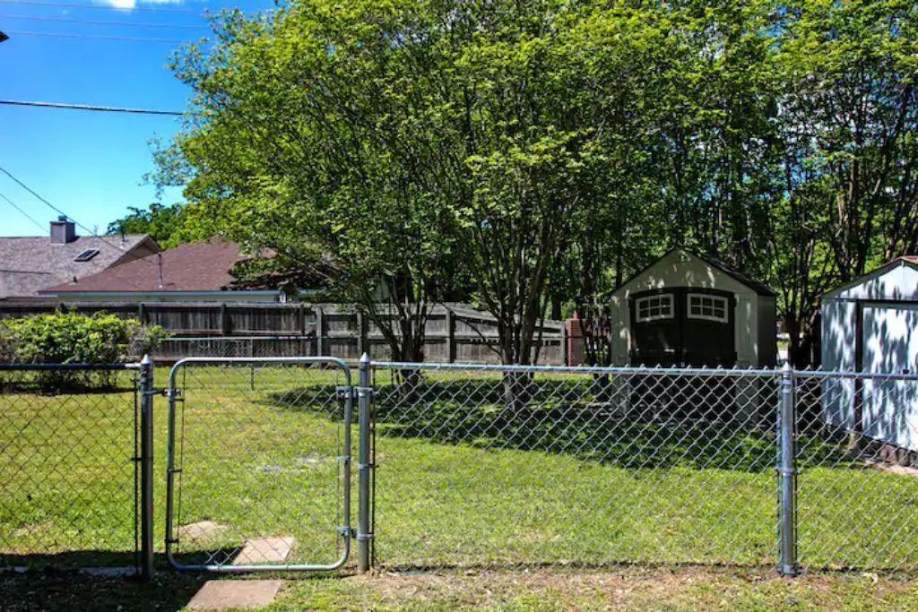 Photo of Outdoor in Shirewood