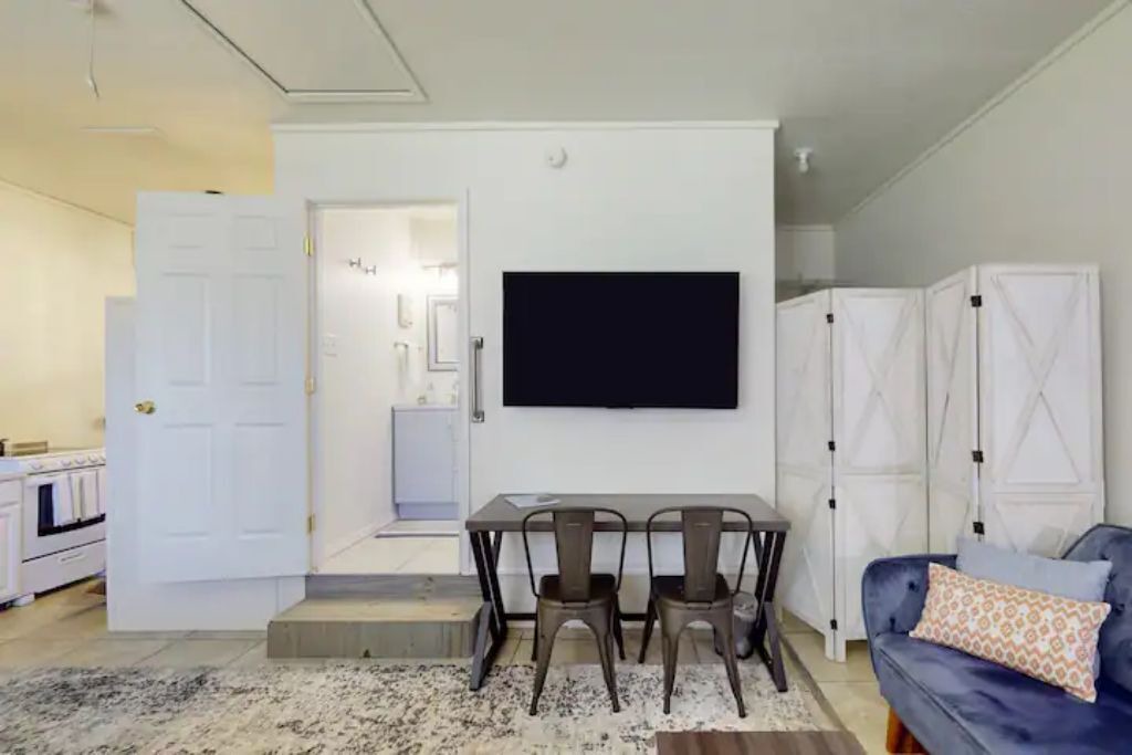 Photo of Livingroom in Shirewood