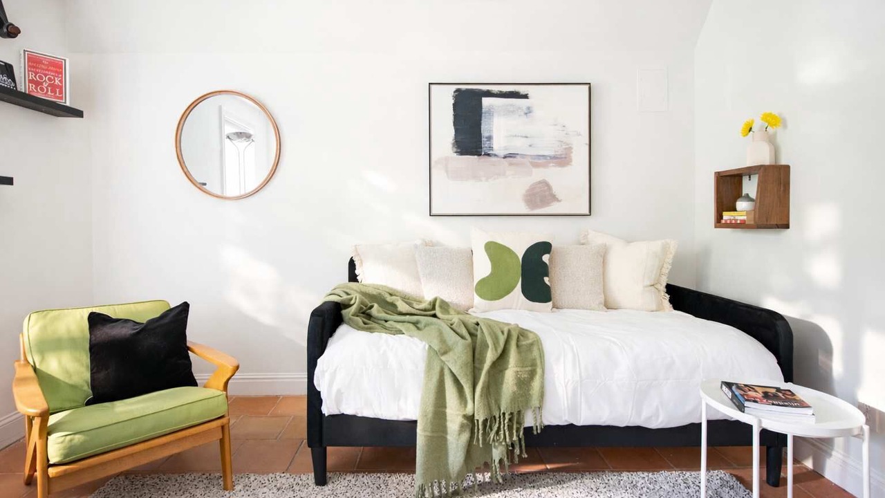 Photo of Bedroom in Cabbagetown