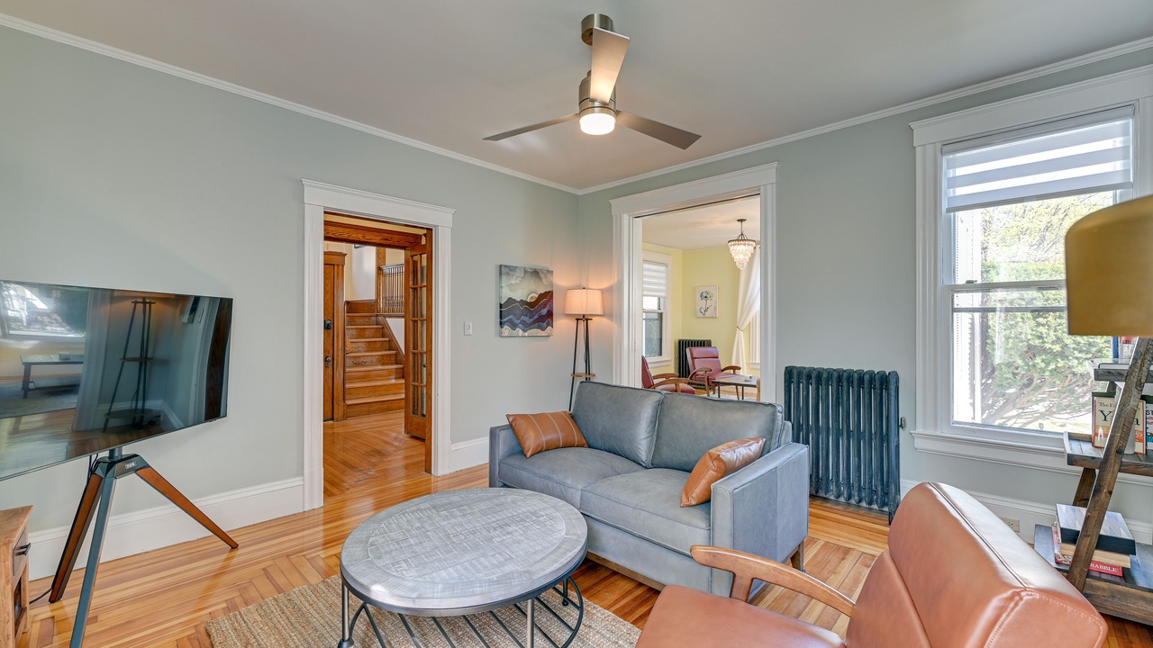 Photo of Livingroom in Pittsfield